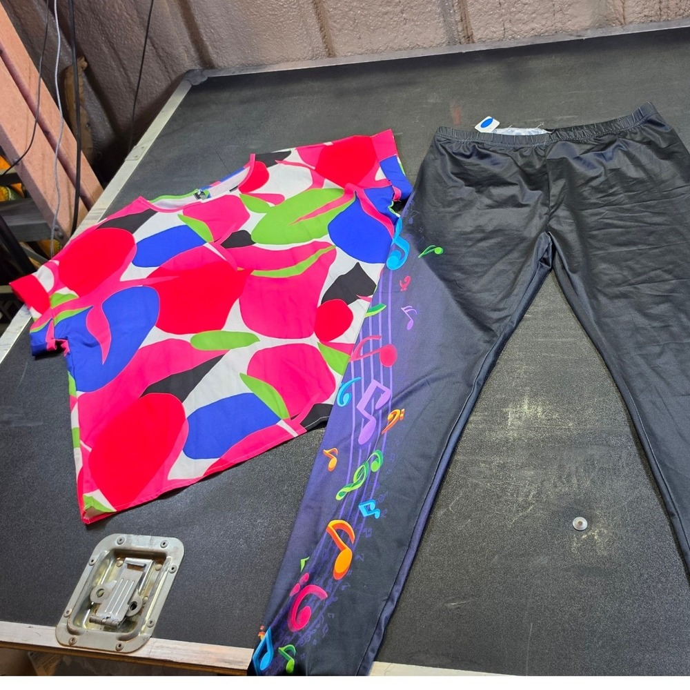 Abstract Floral Top and Musical Note Leggings Whimsey Retro Y2K Wave Bundle 2XL